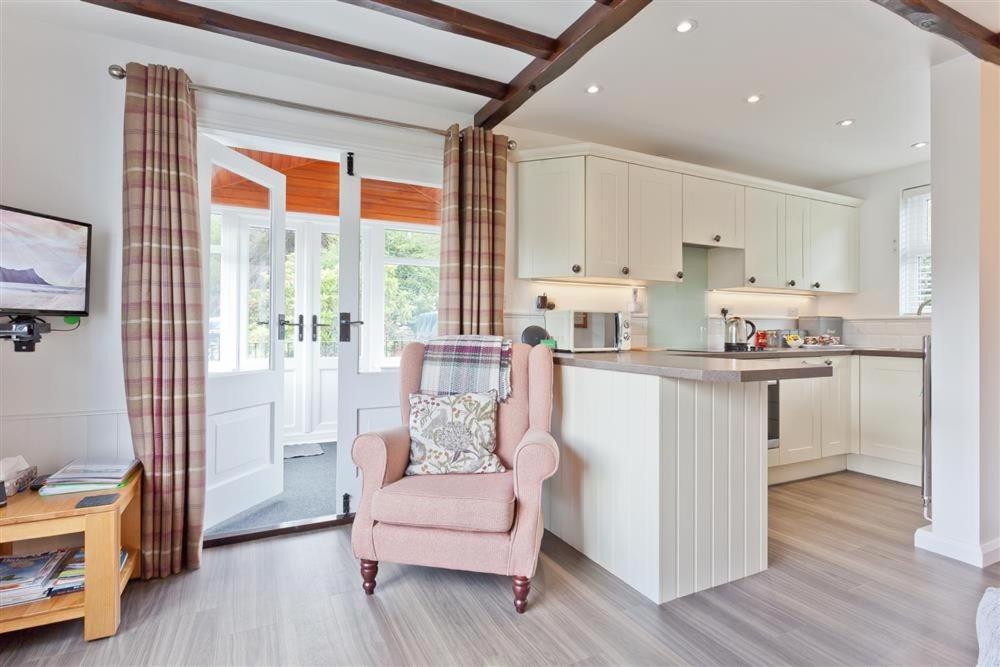 Badger'S Cottage With Stunning Lake & Mountain Views Coniston Exterior photo